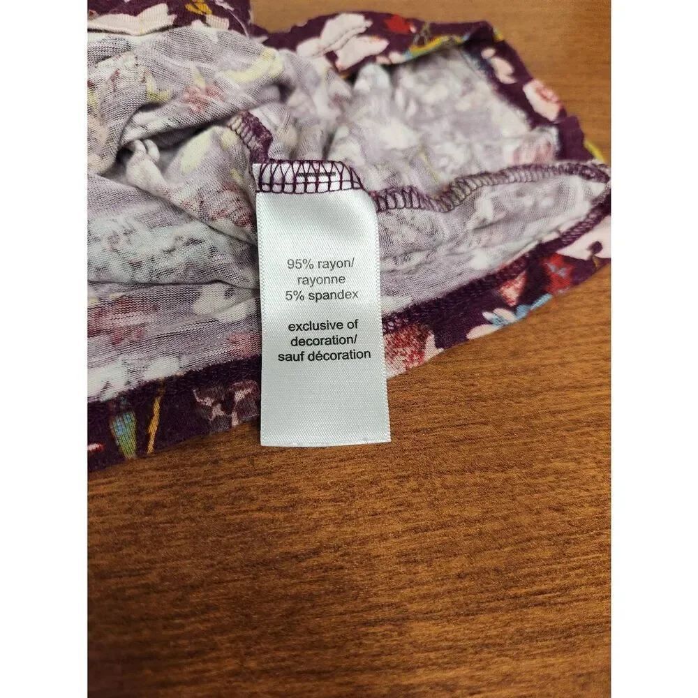 Maurices 2X Floral tank (R) - Picture 3 of 4